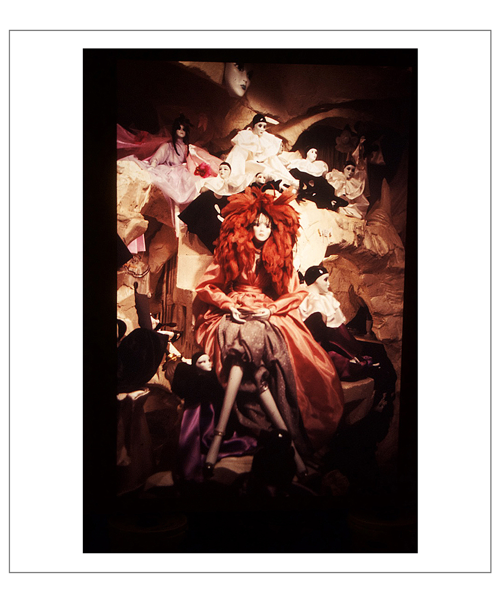 page_poupees/Page_Poupee_Creation_Haute_Couture_Francois_Otte_1.jpg
